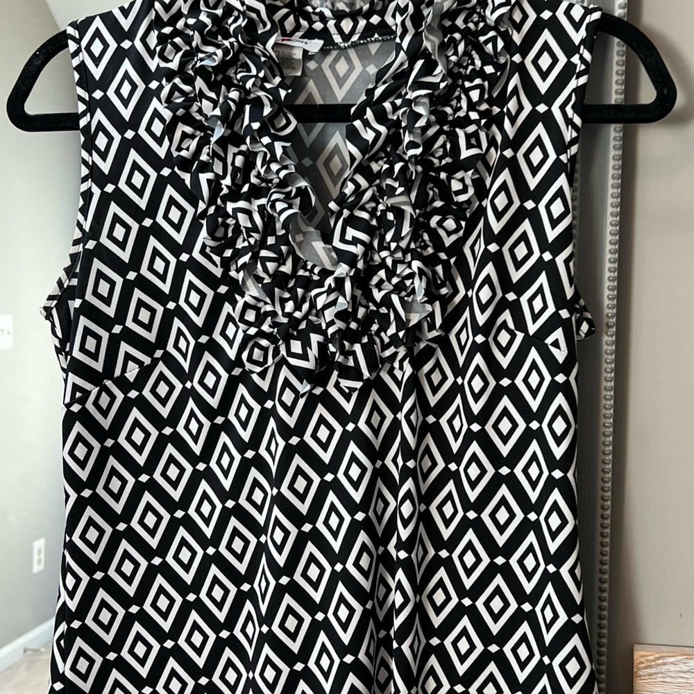 Miss Star size small sleeveless top